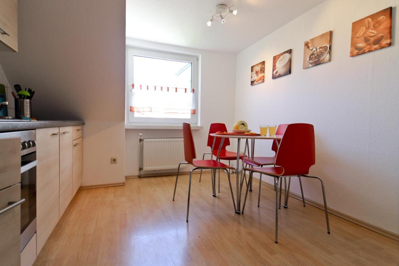 Top Ferienwohnung Veltins Arena 盖尔森基兴 外观 照片